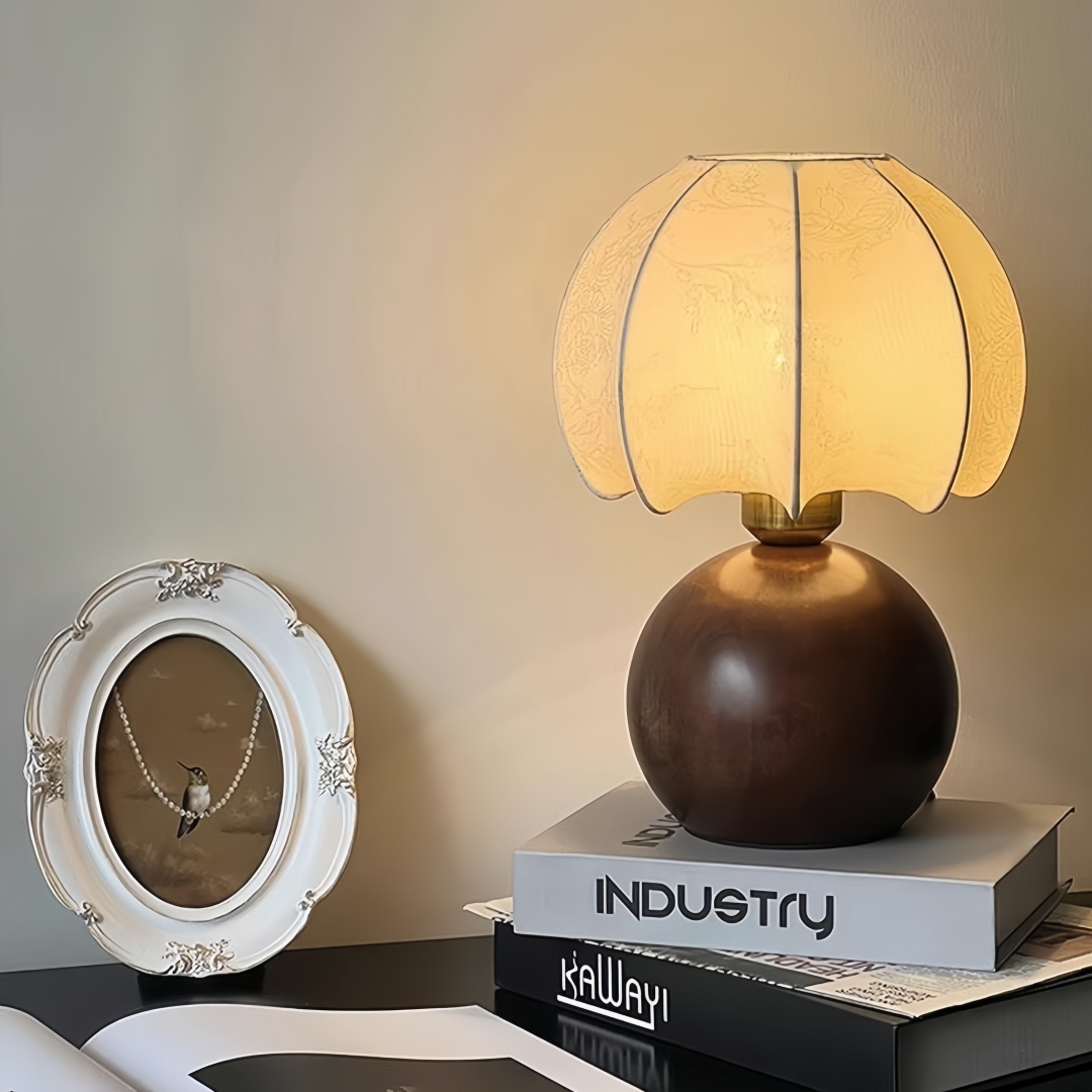 Vintage floral table lamp, med - Home Textiles Usa บทวิจารณ์และราคา